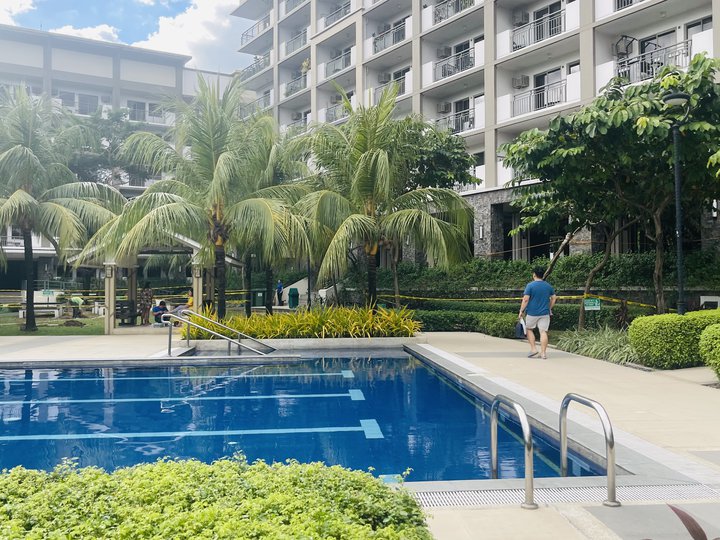 Pre-Owned 56.00 sqm 2-bedroom Residential Condo For Sale in Taguig