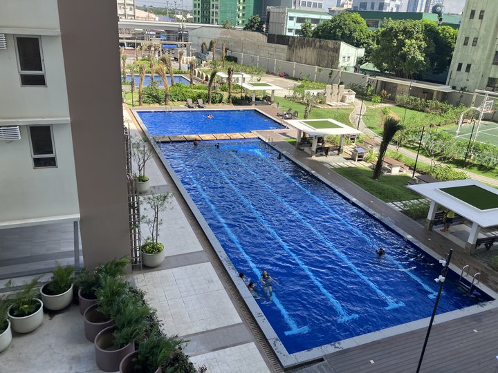 DMCI INFINA SOUTH TOWER 2 bed room for sell