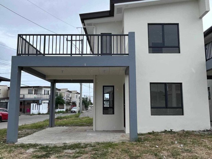 4 Bedroom Single detached house and lot for sale in CARMONA Cavite