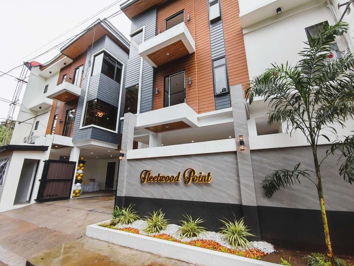 Ready for occupancy 3 storey townhouse