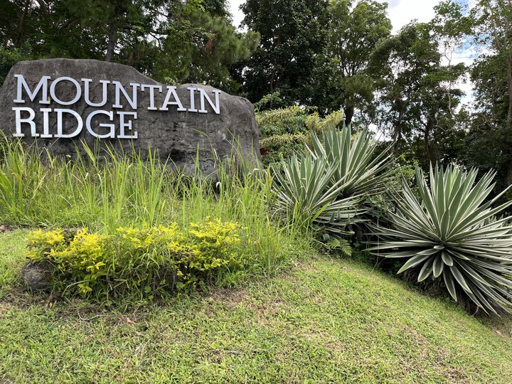 356 sqm Residential Corner Lot For Sale in Mountain Ridge Tagaytay Cavite