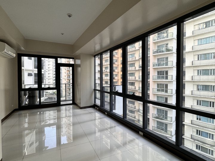 Rent to own 2 bedroom condo unit for sale in Florence McKinley Hill
