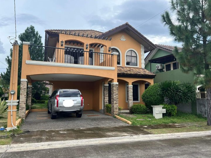 Fully Furnished 4Bedroom House and Lot For Sale in Sta Rosa Laguna