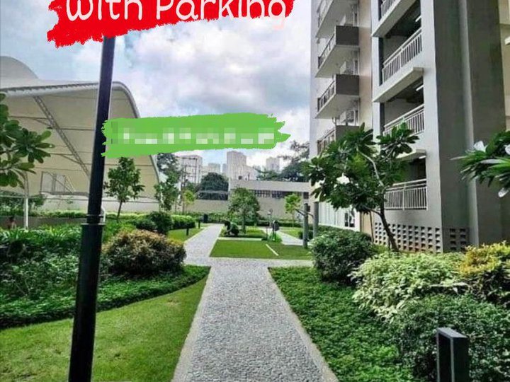 3BR condo for sale in Mandaluyong City with Parking
