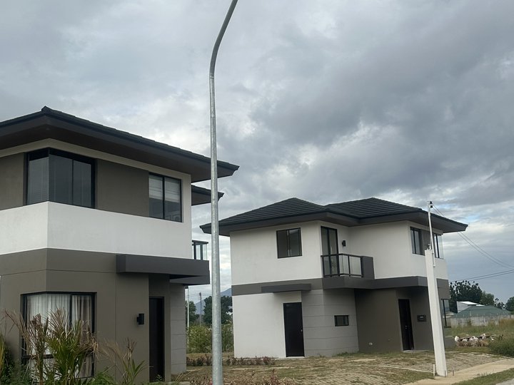 3-bedroom Single Detached House For Sale in Nuvali Santa Rosa Laguna