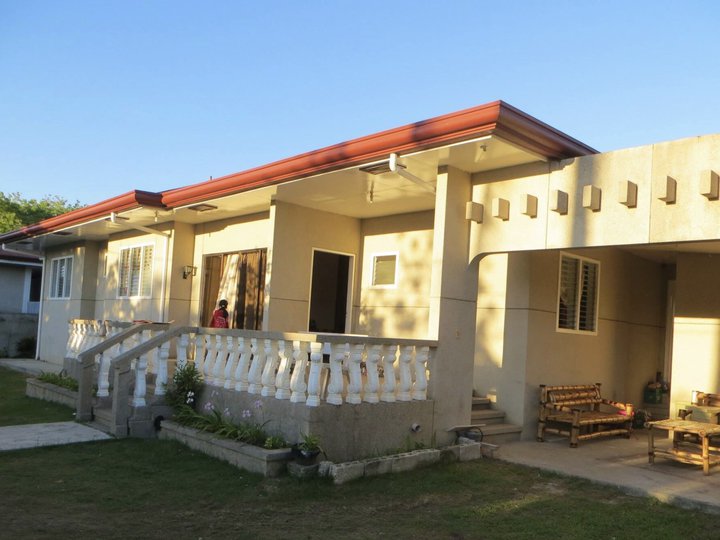 A Spacious and Airy Bungalow House in Placer, Masbate