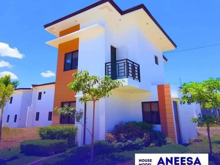 3-bedroom Single Attached House & Lot in Trece Martires Cavite