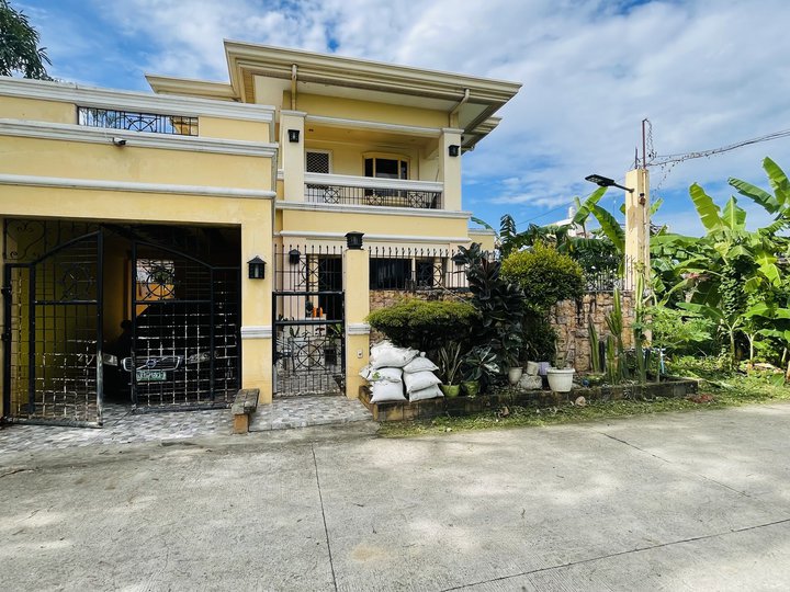 Pre-Owned 4-bedroom Single Detached House For Sale in Malolos Bulacan