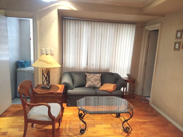 A one bedroom condo unit for rent in Prince Plaza II