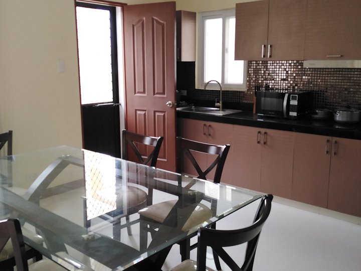 3 bedroom House & Lot for RENT in Silang-Tagaytay w/ Golf Course View