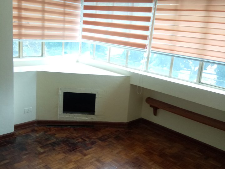 2bedroom with balcony for rent