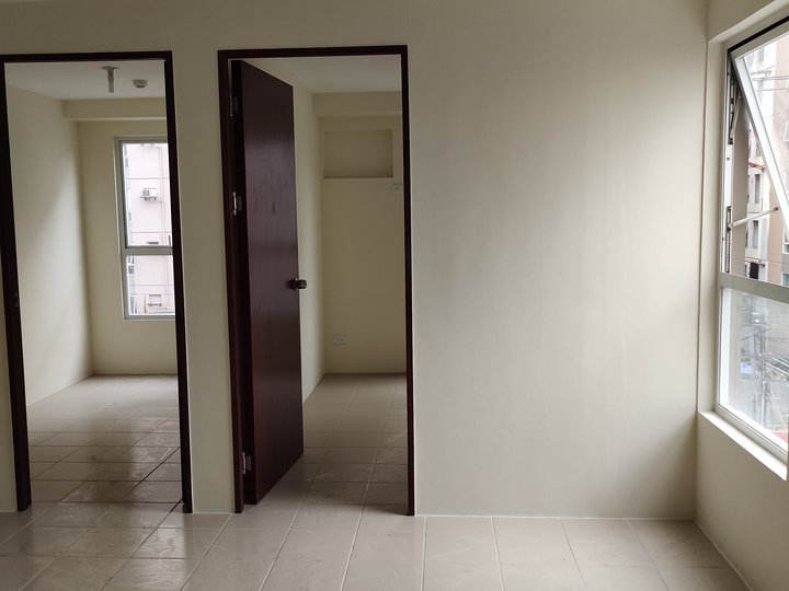 Ready For Occupancy Discounted 32.17 sqm 2-bedroom Residential Condo For Sale thru Pag-IBIG