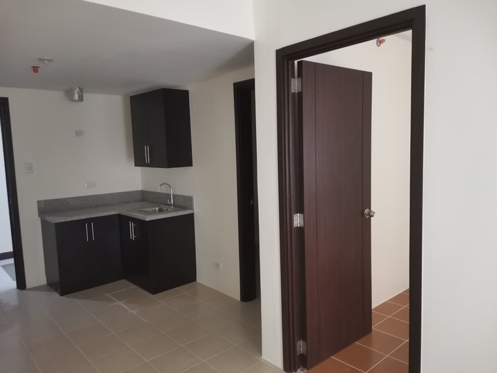 Ready For Occupancy Discounted 30.26 sqm 1-bedroom Residential Condo Rent-to-own in Mandaluyong