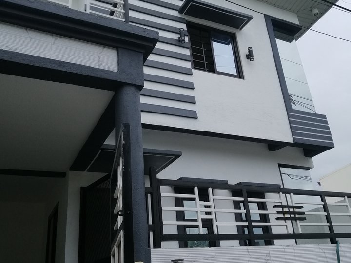 Modern house 2 storey