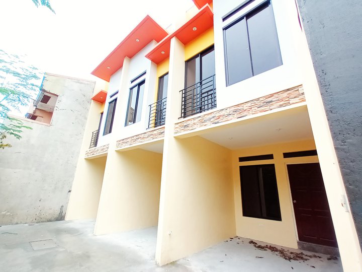 10%DP RFO TOWNHOUSE WITH MOTORCYCLE PARKING IN PAMPLONA PARK LAS PINAS