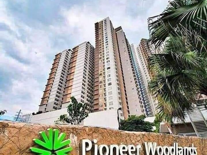 RFO 77.00 sqm 2-bedroom Condo Rent-to-own in Pioneer Mandaluyong