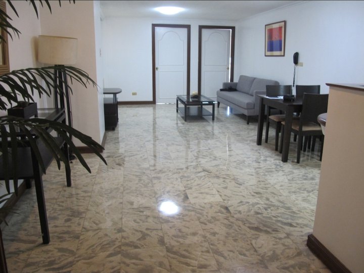 2 Bedrooms Furnished Condo in Emerald Mansion Ortigas CBD