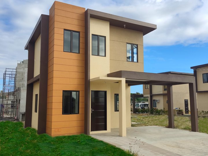 Ready for Occupancy House for Sale in Solviento Villas Bacoor Single Detached Pasalo