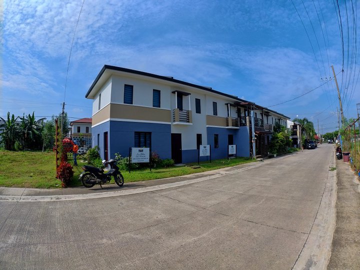 House and Lot in Santo Tomas Batangas near Sto. Tomas Expressway