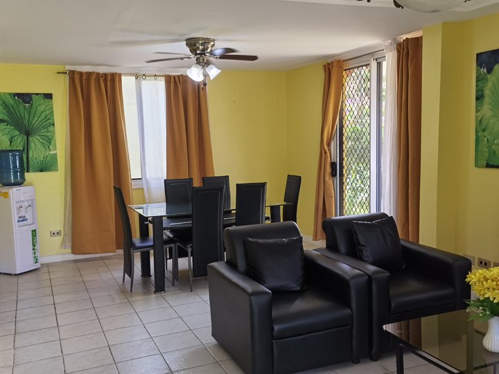 Furnished 4 Bedroom house for Rent in Santarosa Estates, Sta Rosa, Laguna
