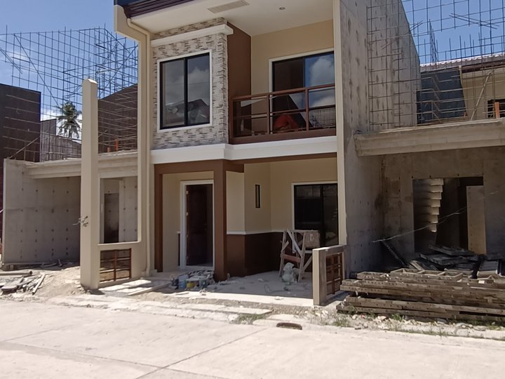 READY FOR OCCUPANCY- House& Lot Rowhouse  at Mohon Talisay Citg Cebu