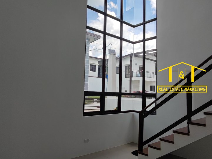 5-bedroom Single Detached House For Sale in Tanza Cavite