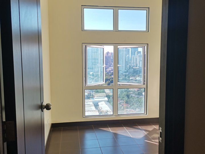 RFO/RENT TO OWN 1-bedroom 30K Monthly Condo in Makati, Pet Friendly