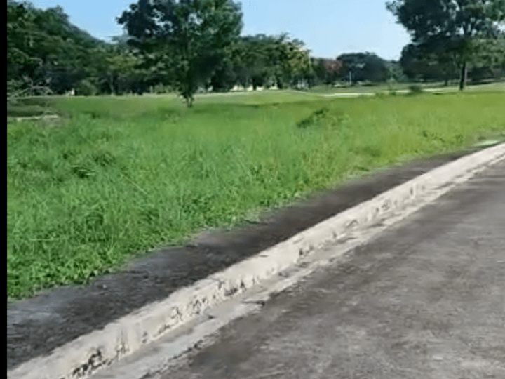 311 sqm Fairway Lot For Sale in Beverly Place, Mexico Pampanga