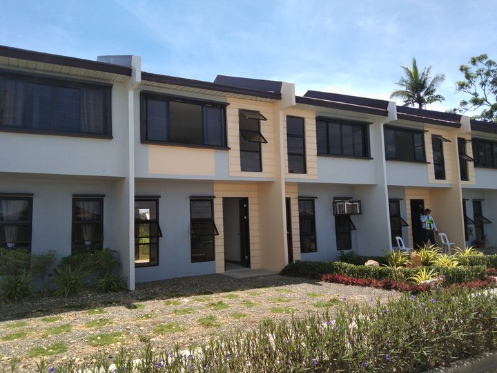 1-bedroom Townhouse For Sale in Iloilo City Iloilo