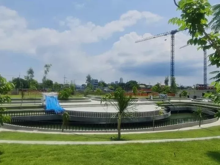 URBAN DECA HOMES PRE-SELLING