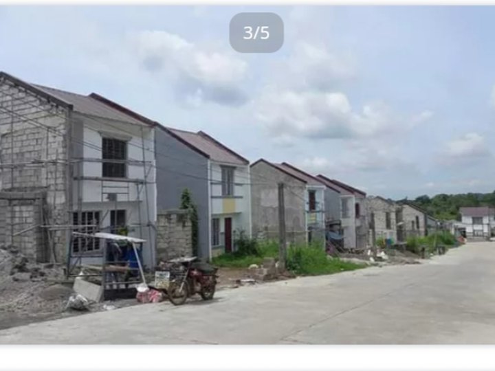 70.00 sqm 2-bedroom Condo For Sale in Rodriguez (Montalban) Rizal