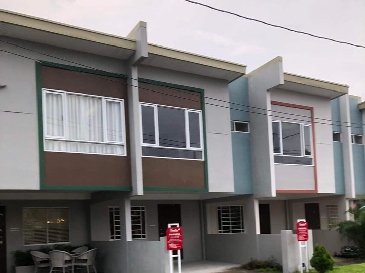 Elegant Executive 3Bedrooms Townhouse For Sales In Imus Cavite