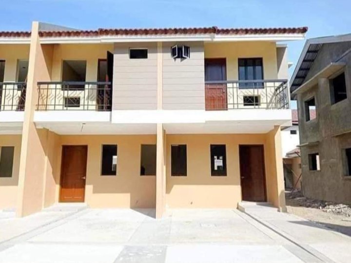 HOUSE AND LOT FOR SALE:HAMPTON PLACE ANGONO RIZAL Reopen Only  2 unit