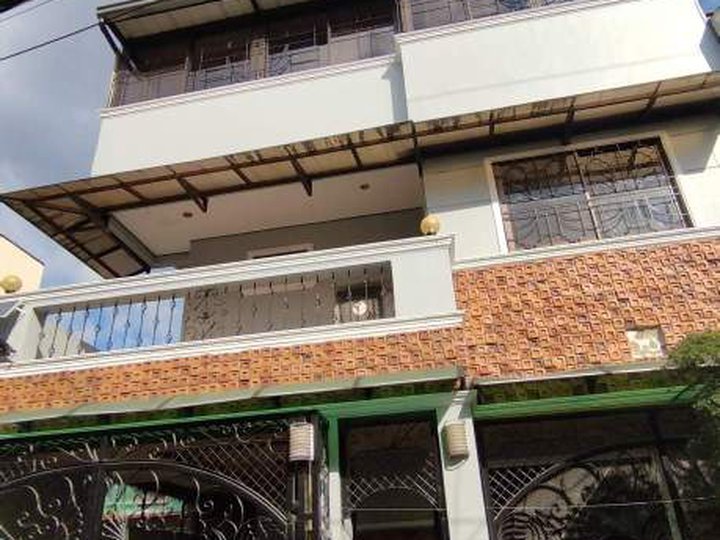 House and Lot For Sale in Tandang Sora  PH2636