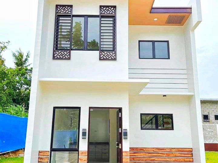 Townhouse 2 Bedroom For Sale in San Jose Batangas