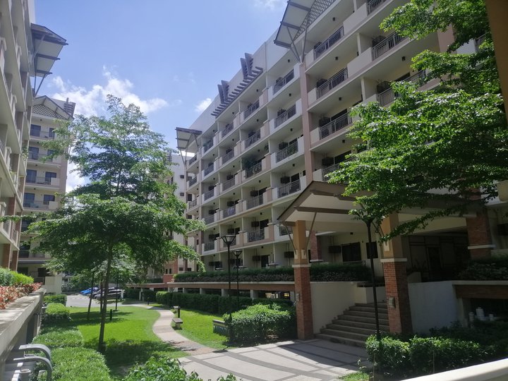 3BR condo for sale with parking in Pasig city