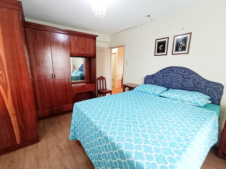 2 Bedroom with balcony FOR RENT!! in San Remo Oasis in SRP Cebu