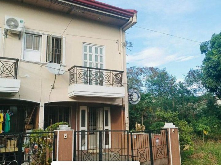 Foreclosed Townhouse for sale in Las Pinas BF Resort Village