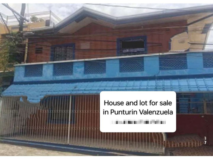 Foreclosed House and Lot for sale in Sta.Lucia Village Valenzuela!