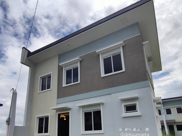 4-bedroom Single Attached House For Sale Near Clark Airport!