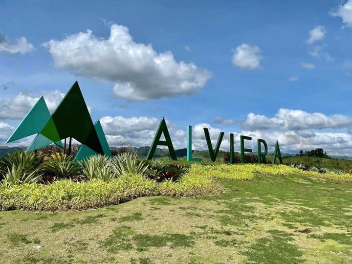 HOUSE AND LOT FOR PRE-SELLING IN ALVIERA-PORAC PAMPANGA