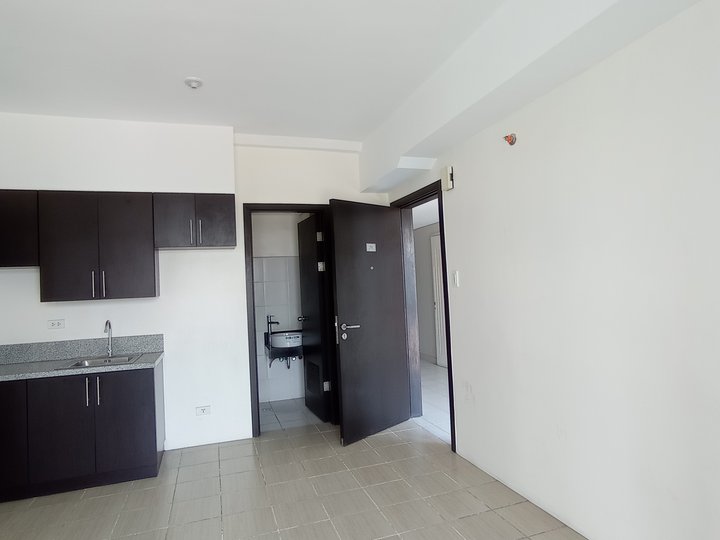 AFFORDABLE CONDO near Tiendesitas 30months to pay 0% INTEREST