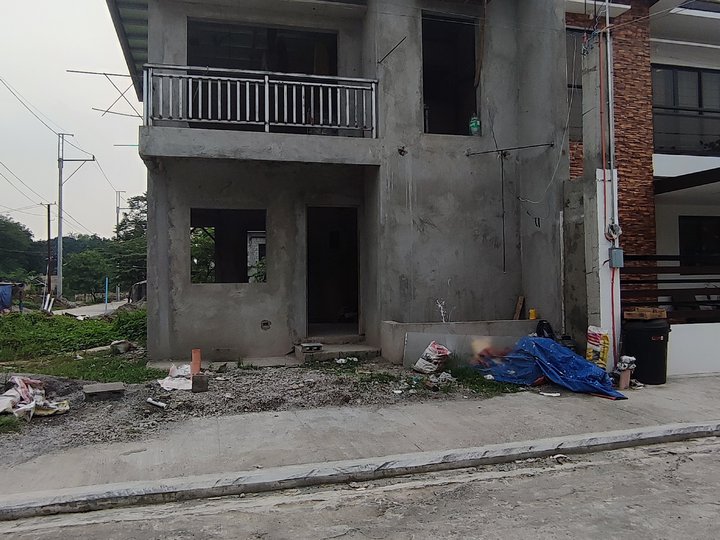 House and lot for sale in Cainta Rizal single attach