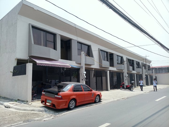 106 sqm.3 Bedrooms Townhomes Front Main Rd Cupang Antipolo