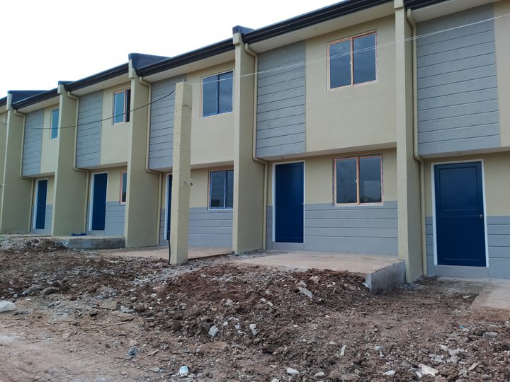Pre-selling Provision for 2-BedroomTownhouse Bloomfield Terraces