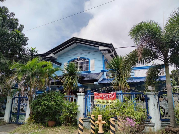 RUSH SALE HOUSE AND LOT IN QC