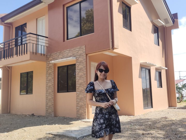 4-BEDROOM SINGLE DETACHED HOUSE FOR SALE IN MOLINO 3 BACOOR CAVITE