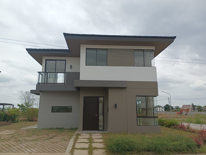 House and Lot For Sale in Angeles Pampanga near Marquee Mall Aldea