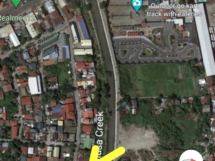House and Lot (Compound) For sale Near SM TArlac. 411 Sqm