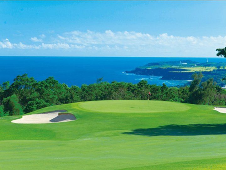 Luxury Beach Lots with Golf course properties